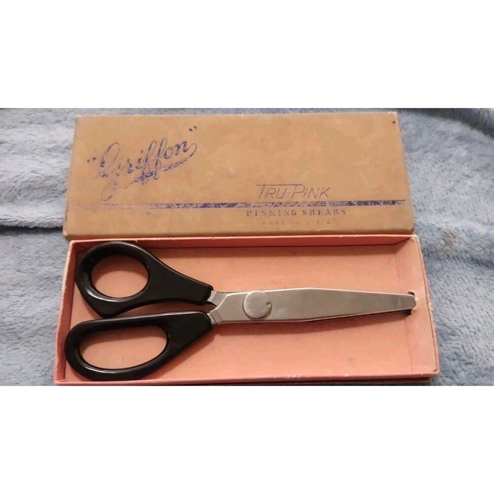 Vintage "Griffin" TruPink Pinking Shears, Original Box USA